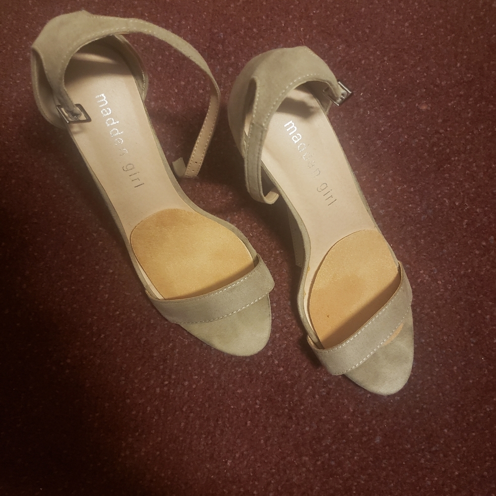 Madden Girl Beella Block Heel Size 7